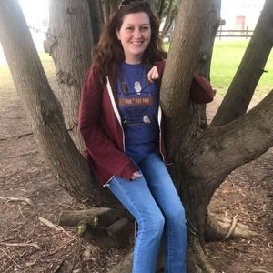 Meet your Posher, Danielle